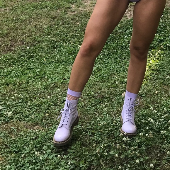 Worn once lavender doc Martin’s - Picture 2 of 3